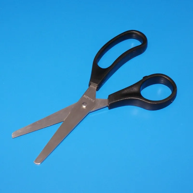 Einmal-Schere stumpf/stumpf steril 25 Stück